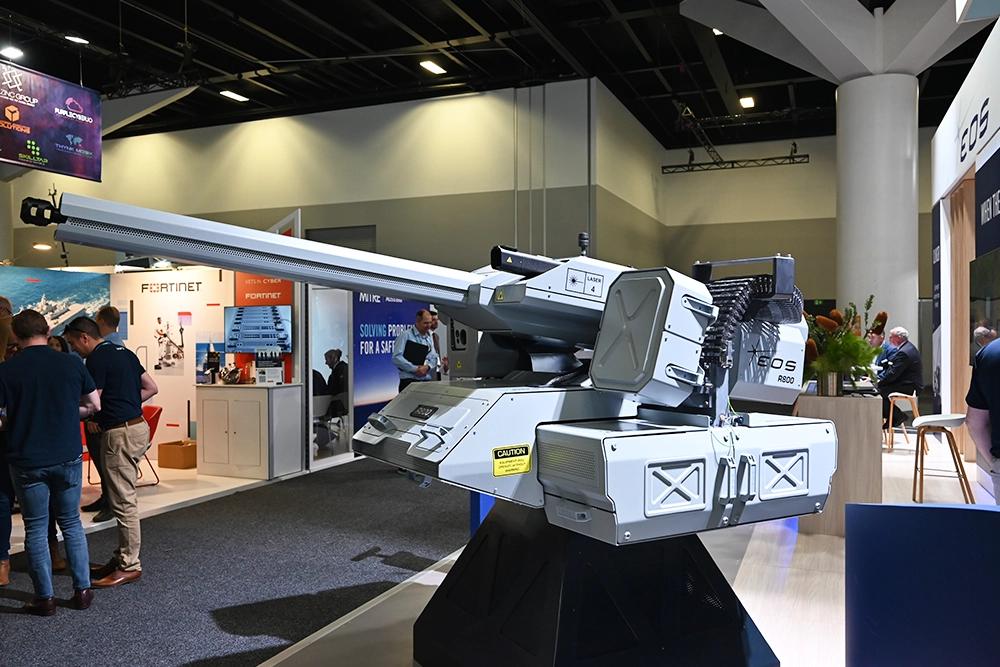 R800 Remote Weapon System with Laser Dazzler